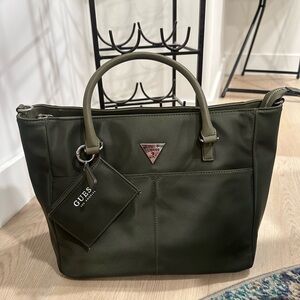 Like New GUESS Dark Green Hand Crossbody Bag With Small Coin Card Holder